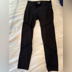 Old Navy Black Leggings with Mesh Detail XL